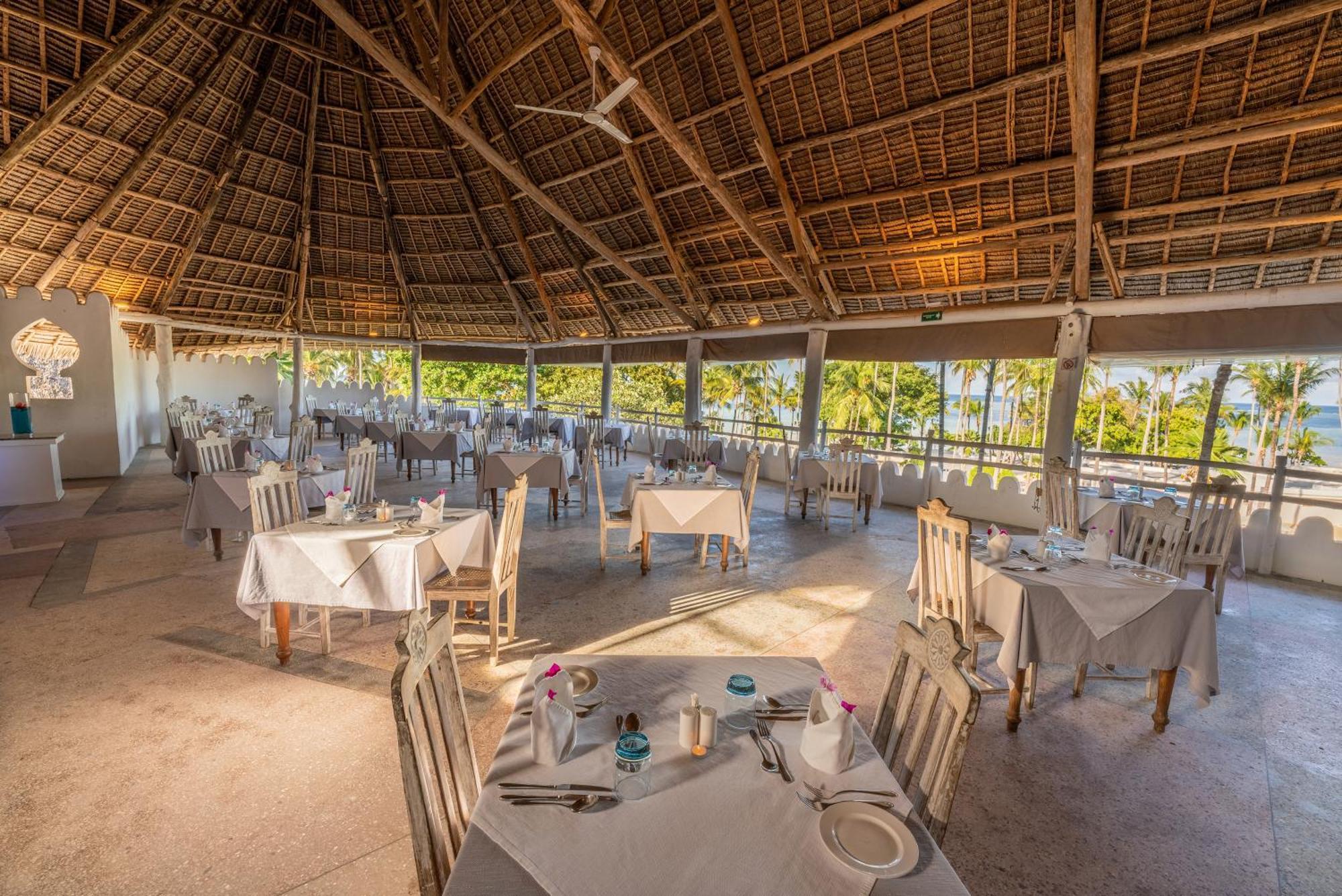 Diamonds Mapenzi Beach Kiwengwa  Exterior photo
