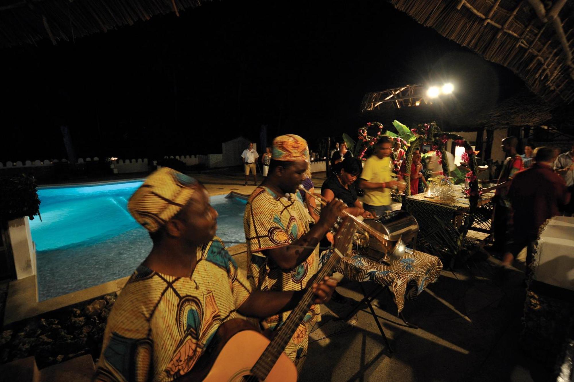 Diamonds Mapenzi Beach Kiwengwa  Exterior photo